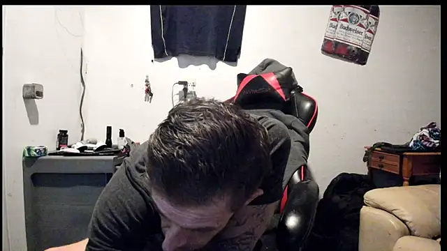 JamesMichael88 online show from March 3, 2025, 4:14 pm