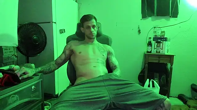 JamesMichael88 online show from March 18, 2025, 12:27 am