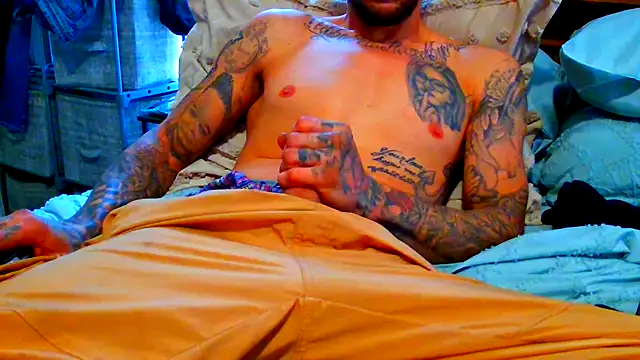 JamesMichael88 online show from December 17, 2025, 3:40 pm