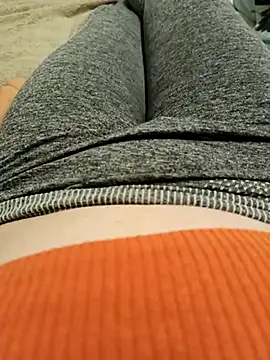 Snapshot of AnnalSV91 chatting on March 12, 2025, 10:17 pm AnnalSV91 online show from March 12, 2025, 10:17 pm