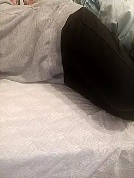 Snapshot of AnnalSV91 chatting on March 17, 2025, 12:19 am AnnalSV91 online show from March 17, 2025, 12:19 am