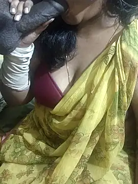 Snapshot of Rathi22 chatting on July 18, 2026, 2:21 pm Rathi22 online show from July 18, 2026, 2:21 pm