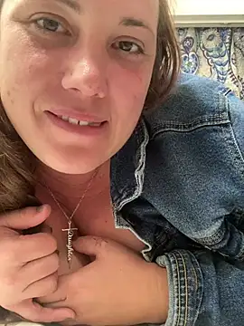 Snapshot of bjayburn chatting on January 2, 2025, 11:38 pm bjayburn online show from January 2, 2025, 11:38 pm