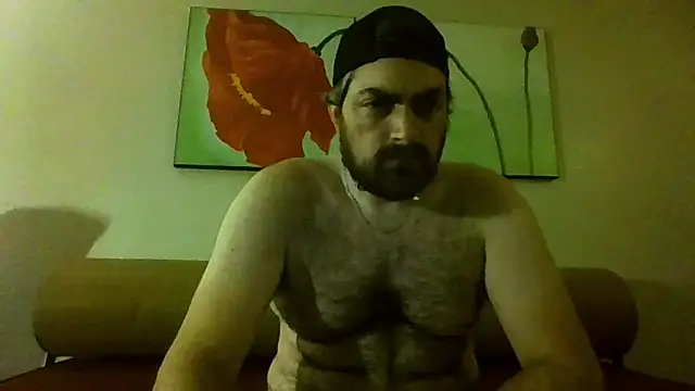 Snapshot of bearymikeyy chatting on October 30, 2025, 8:05 am bearymikeyy online show from October 30, 2025, 8:05 am