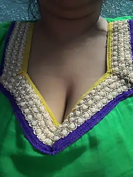 Snapshot of Lovely-Shivani chatting on February 16, 2026, 5:42 pm Lovely-Shivani online show from February 16, 2026, 5:42 pm