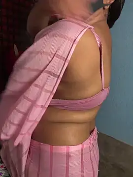 Snapshot of Lovely-Shivani chatting on February 22, 2026, 10:14 am Lovely-Shivani online show from February 22, 2026, 10:14 am