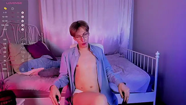 Adrian Di online show from February 3, 2025, 6:49 pm