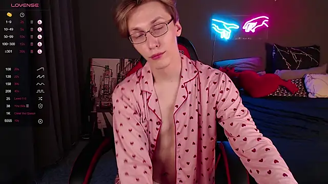 Adrian Di online show from February 10, 2025, 4:04 pm