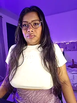 Snapshot of PaulaOrtiz_1 chatting on October 6, 2025, 12:57 pm PaulaOrtiz 1 online show from October 6, 2025, 12:57 pm