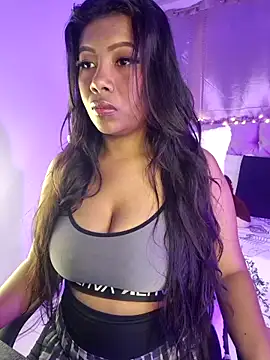 Snapshot of PaulaOrtiz_1 chatting on November 3, 2025, 11:55 am PaulaOrtiz 1 online show from November 3, 2025, 11:55 am