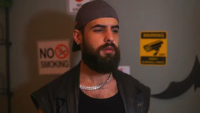 HairyRobxxx online show from November 28, 2025, 10:34 pm