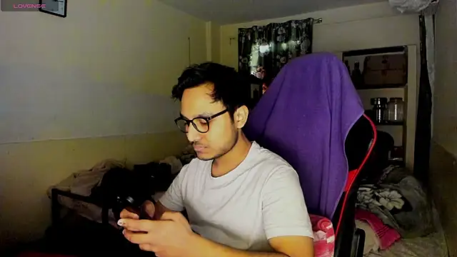 fuckkboy101 online show from February 9, 2025, 8:33 am