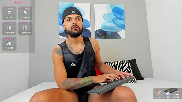 Emilio Wolf online show from February 8, 2025, 7:05 pm