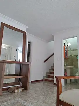 Snapshot of karina_warthon chatting on February 12, 2026, 5:30 pm karina warthon online show from February 12, 2026, 5:30 pm