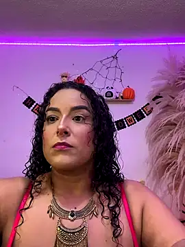 Snapshot of ariadna_cooper chatting on October 22, 2025, 4:57 am ariadna cooper online show from October 22, 2025, 4:57 am