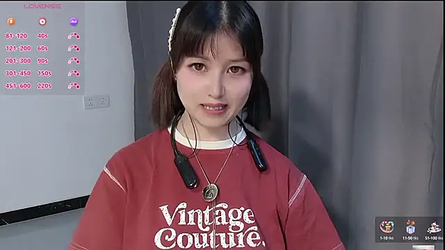 Lucky-xiuxiu online show from October 11, 2025, 4:27 pm