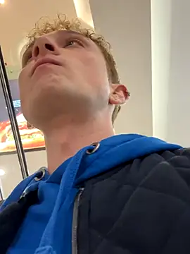 verici34 online show from October 25, 2025, 7:38 am