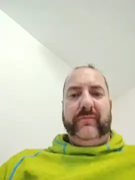 Snapshot of Dom1nGO chatting on June 12, 2026, 6:51 pm Dom1nGO online show from June 12, 2026, 6:51 pm