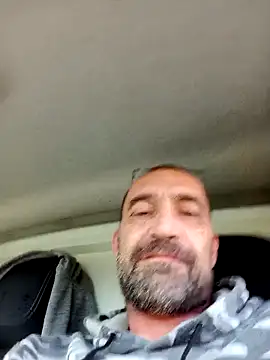 javierpasteur69 online show from November 11, 2025, 10:26 am