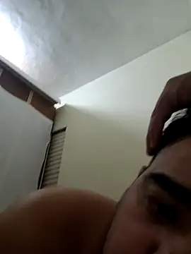 manterei2 online show from March 21, 2025, 3:44 am