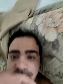 manterei2 online show from November 29, 2025, 6:22 pm