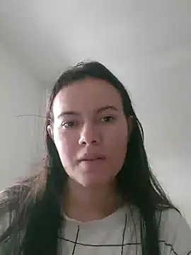 Snapshot of camillebr chatting on January 2, 2025, 12:24 pm camillebr online show from January 2, 2025, 12:24 pm