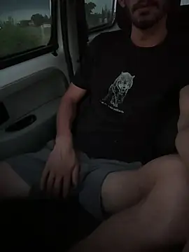 yanlizkurt01 online show from July 21, 2026, 5:48 pm
