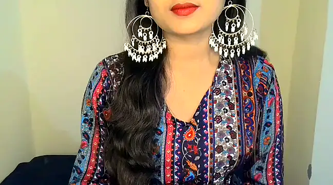 SIYA MAVI online show from February 12, 2025, 10:35 am