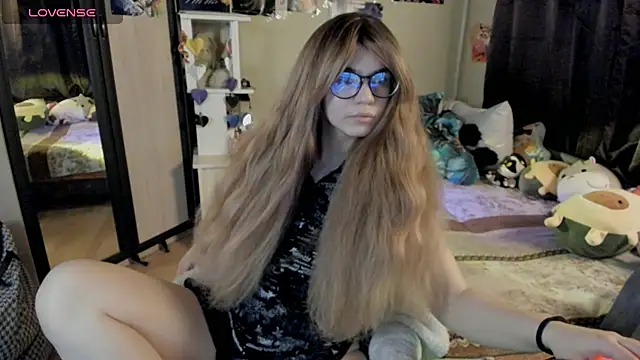 alexiamaleax online show from April 6, 2026, 1:58 am