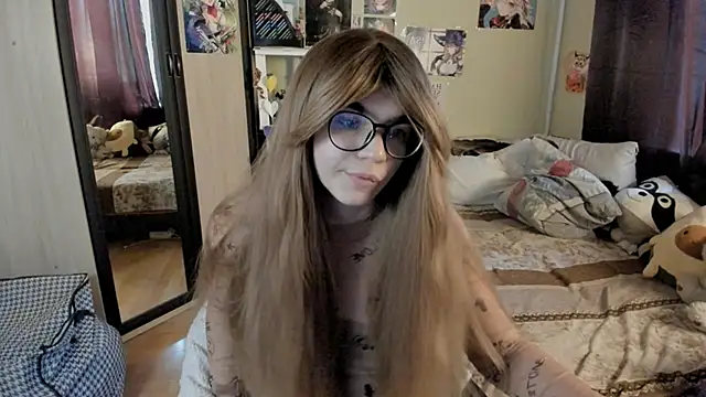 alexiamaleax online show from May 14, 2026, 3:35 am