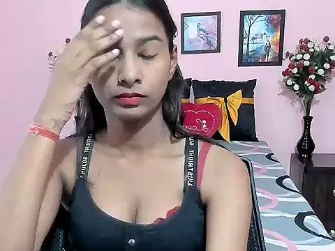 Snapshot of Melis_Sandra chatting on April 3, 2026, 2:42 am Melis Sandra online show from April 3, 2026, 2:42 am