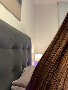Snapshot of Maddy_Jones chatting on September 20, 2025, 1:17 am Maddy Jones online show from September 20, 2025, 1:17 am