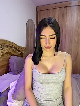 Maddy Jones online show from June 19, 2026, 2:16 am