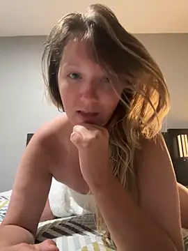 SunshineMarie online show from November 11, 2025, 12:49 pm