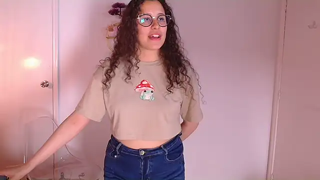 Charlotte  Miller online show from February 11, 2025, 1:10 am