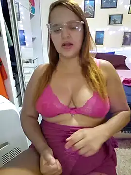 AliceRuivinha2 online show from January 20, 2025, 8:07 pm