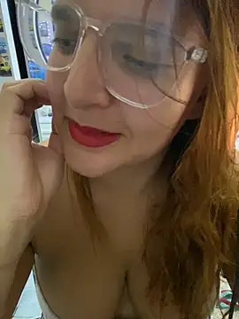 AliceRuivinha2 online show from January 24, 2025, 9:26 pm