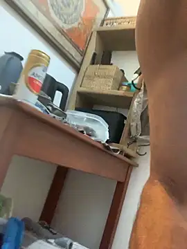 Snapshot of GoloZeusMax chatting on October 17, 2025, 11:51 pm GoloZeusMax online show from October 17, 2025, 11:51 pm