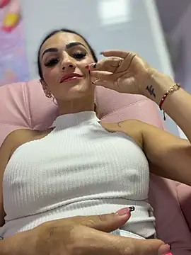 Samantha bigboobs online show from February 10, 2026, 9:41 pm