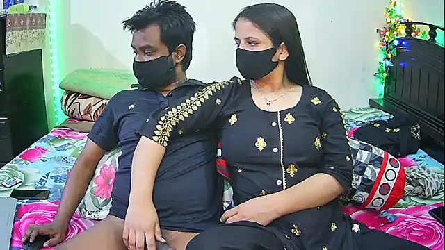 Hot Nila online show from February 24, 2026, 5:49 am