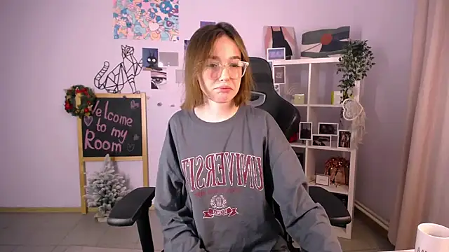 Snapshot of MiniSofy chatting on January 8, 2025, 12:58 pm MiniSofy online show from January 8, 2025, 12:58 pm