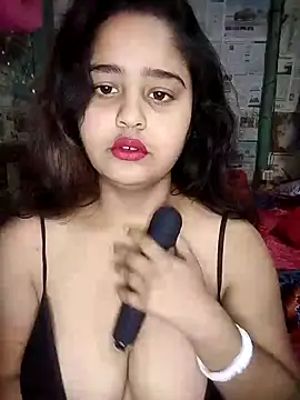 Snapshot of Tanu-Call-Me chatting on February 18, 2025, 5:09 am Tanu-Call-Me online show from February 18, 2025, 5:09 am