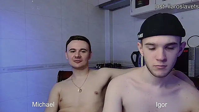 Snapshot of michael_sexdevil chatting on January 27, 2025, 4:01 pm michael sexdevil online show from January 27, 2025, 4:01 pm