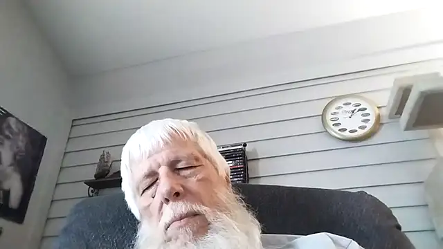 Snapshot of Futura_intx chatting on February 13, 2026, 7:10 pm Futura intx online show from February 13, 2026, 7:10 pm