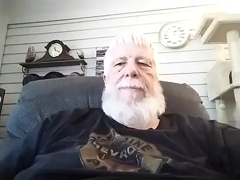 Snapshot of Futura_intx chatting on March 14, 2026, 5:18 pm Futura intx online show from March 14, 2026, 5:18 pm