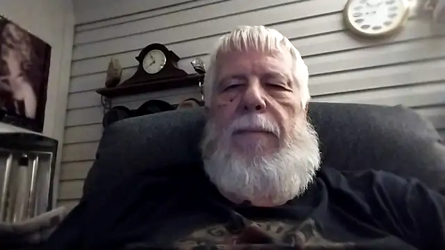 Snapshot of Futura_intx chatting on March 16, 2026, 1:55 am Futura intx online show from March 16, 2026, 1:55 am