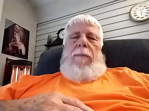 Snapshot of Futura_intx chatting on March 16, 2026, 11:20 pm Futura intx online show from March 16, 2026, 11:20 pm