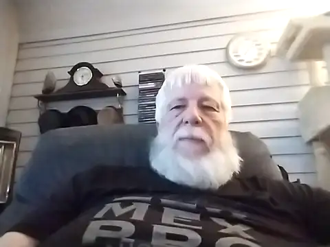 Snapshot of Futura_intx chatting on March 30, 2026, 12:11 am Futura intx online show from March 30, 2026, 12:11 am