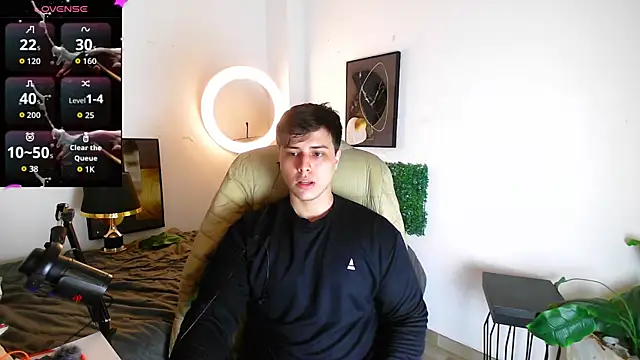 Snapshot of Thom_Ohtani chatting on February 13, 2026, 10:17 pm Thom Ohtani online show from February 13, 2026, 10:17 pm