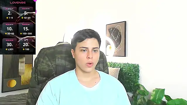 Snapshot of Thom_Ohtani chatting on February 19, 2026, 12:39 am Thom Ohtani online show from February 19, 2026, 12:39 am